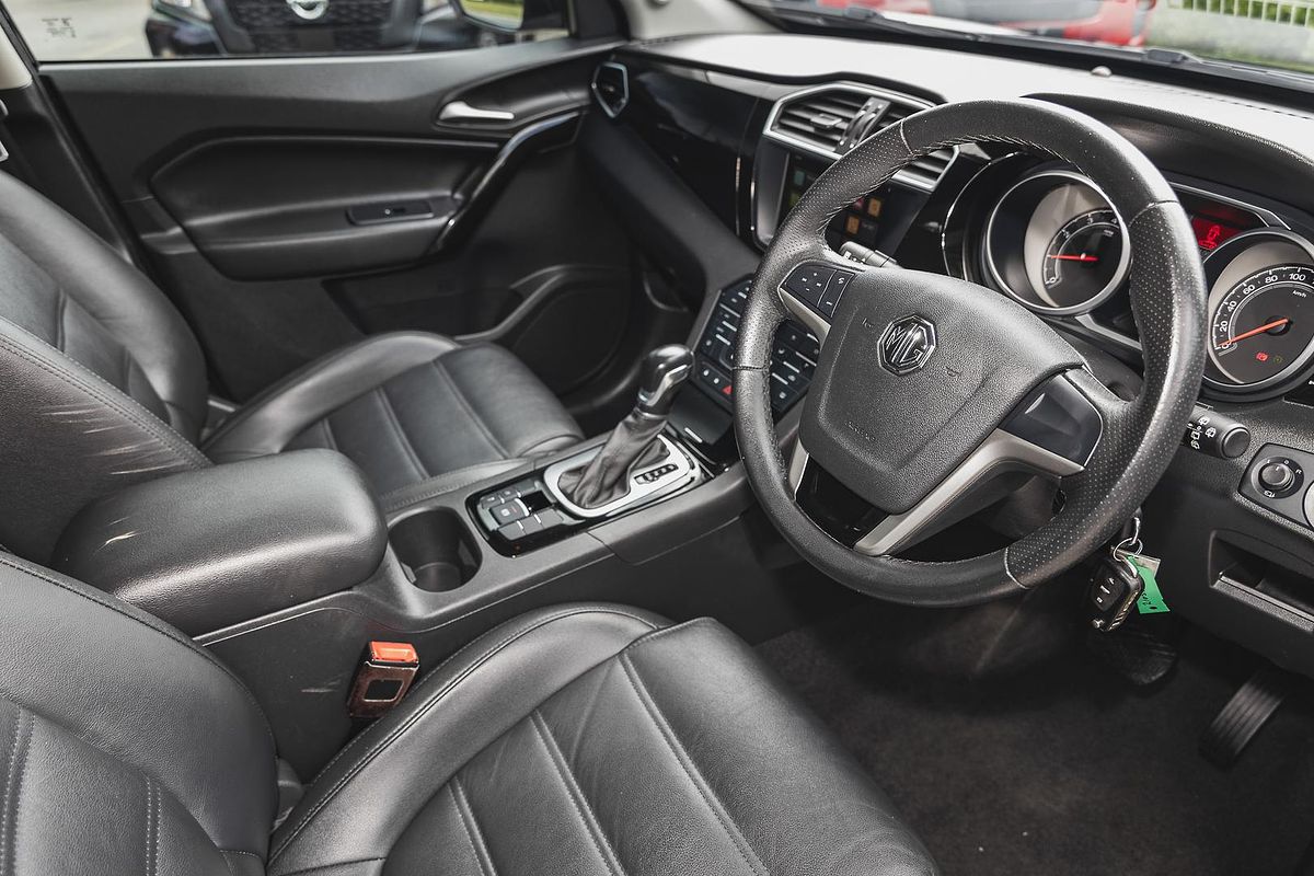 2017 MG GS Core SAS2