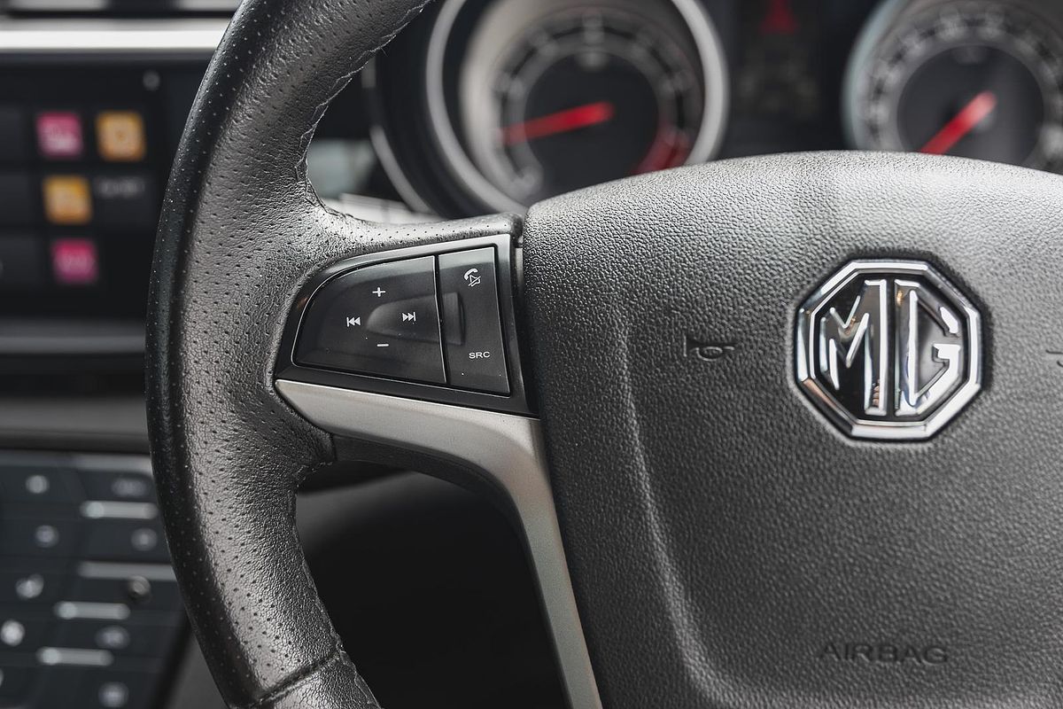 2017 MG GS Core SAS2