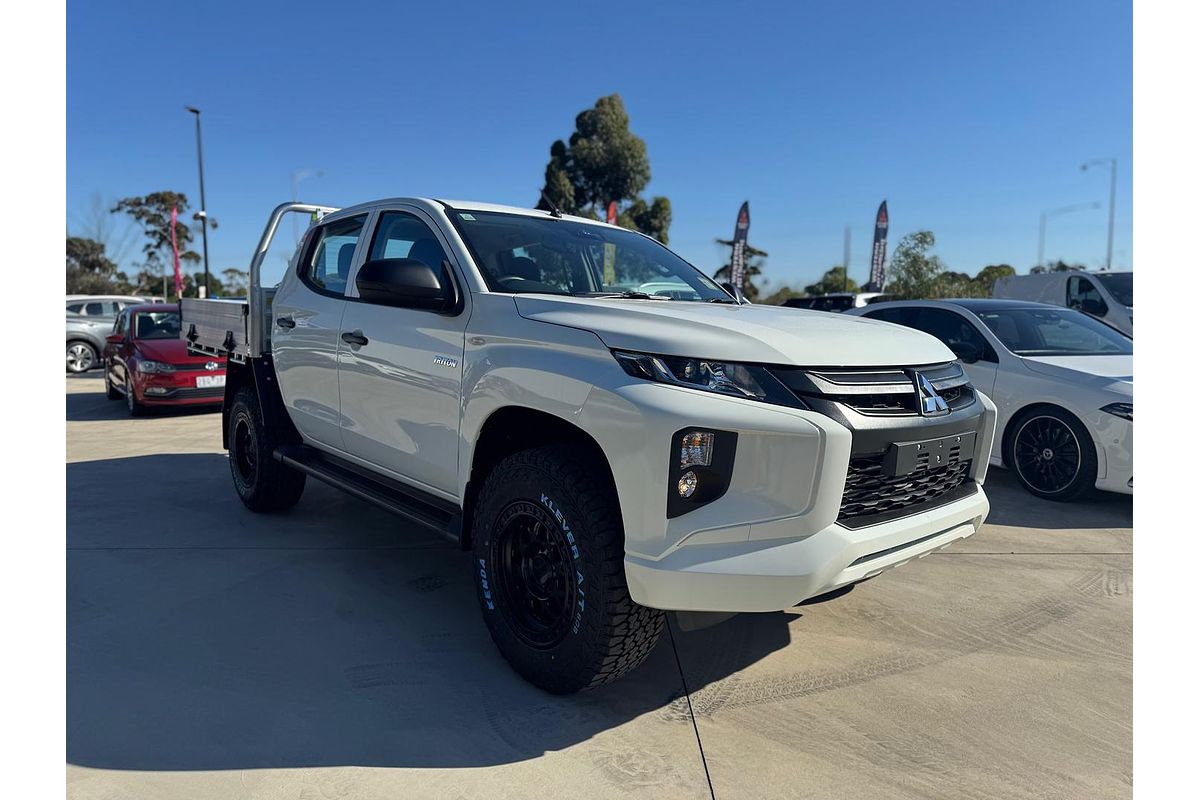 2023 Mitsubishi Triton GLX MR 4X4