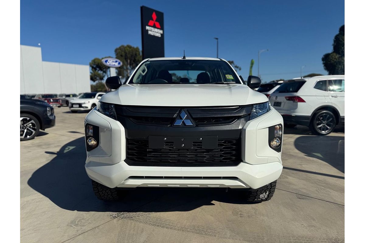 2023 Mitsubishi Triton GLX MR 4X4