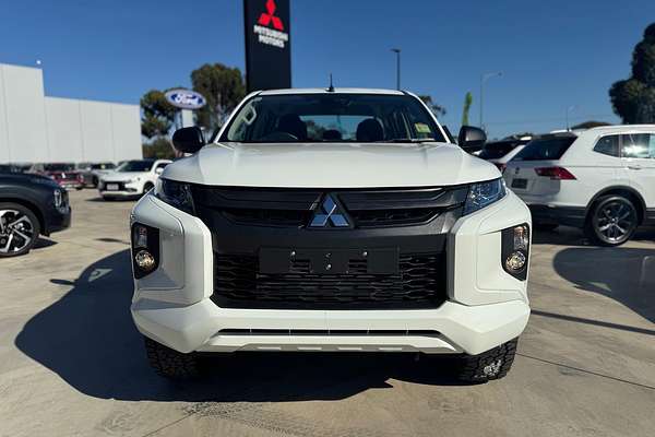 2023 Mitsubishi Triton GLX MR 4X4