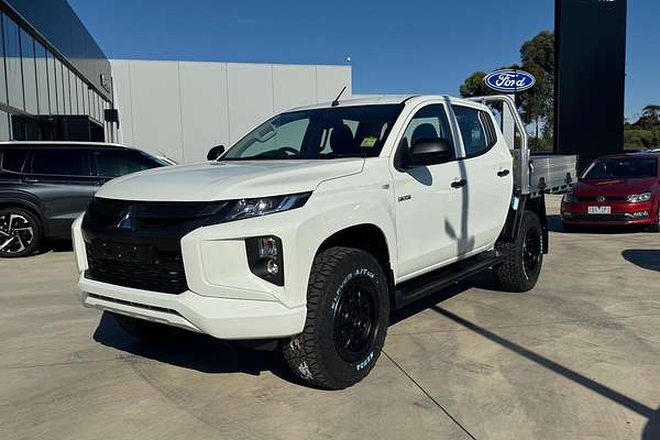 2023 Mitsubishi Triton GLX MR 4X4