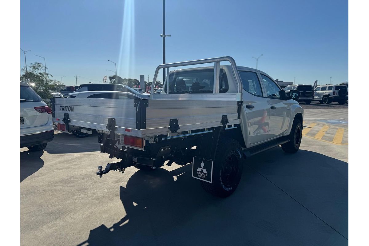 2023 Mitsubishi Triton GLX MR 4X4
