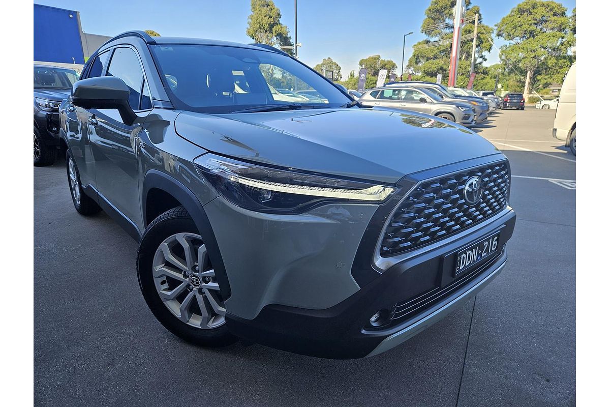 2024 Toyota Corolla Cross GXL MXGH15R