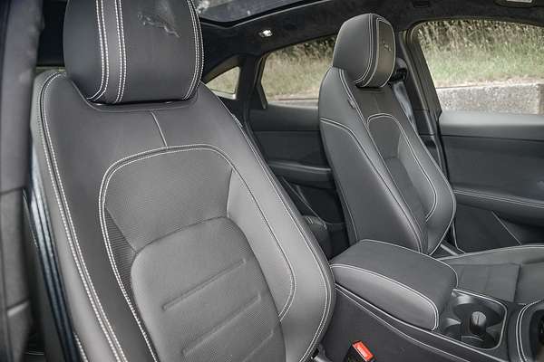 2023 Jaguar E-PACE P250 R-Dynamic HSE X540