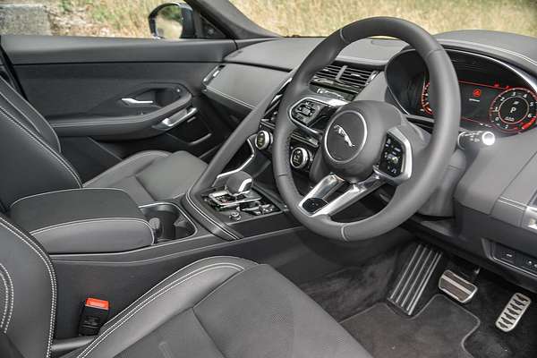 2023 Jaguar E-PACE P250 R-Dynamic HSE X540