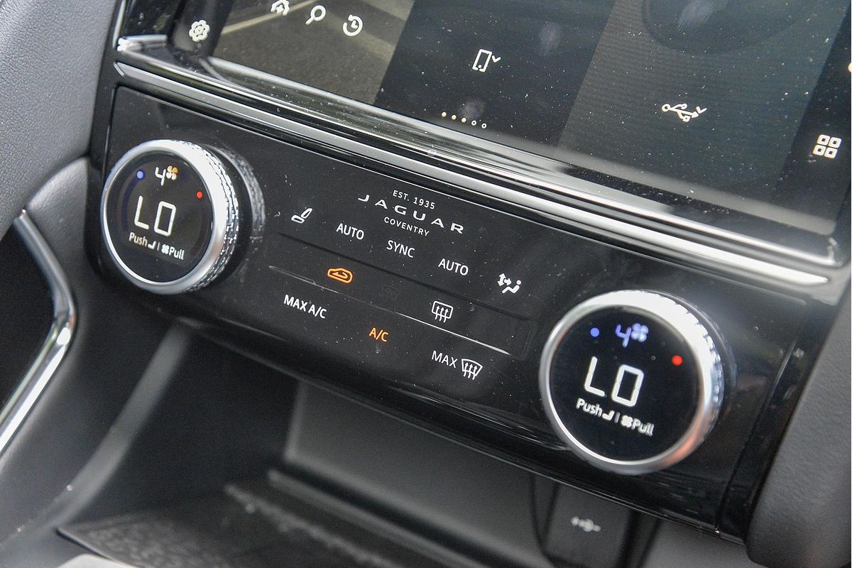 2023 Jaguar E-PACE P250 R-Dynamic HSE X540