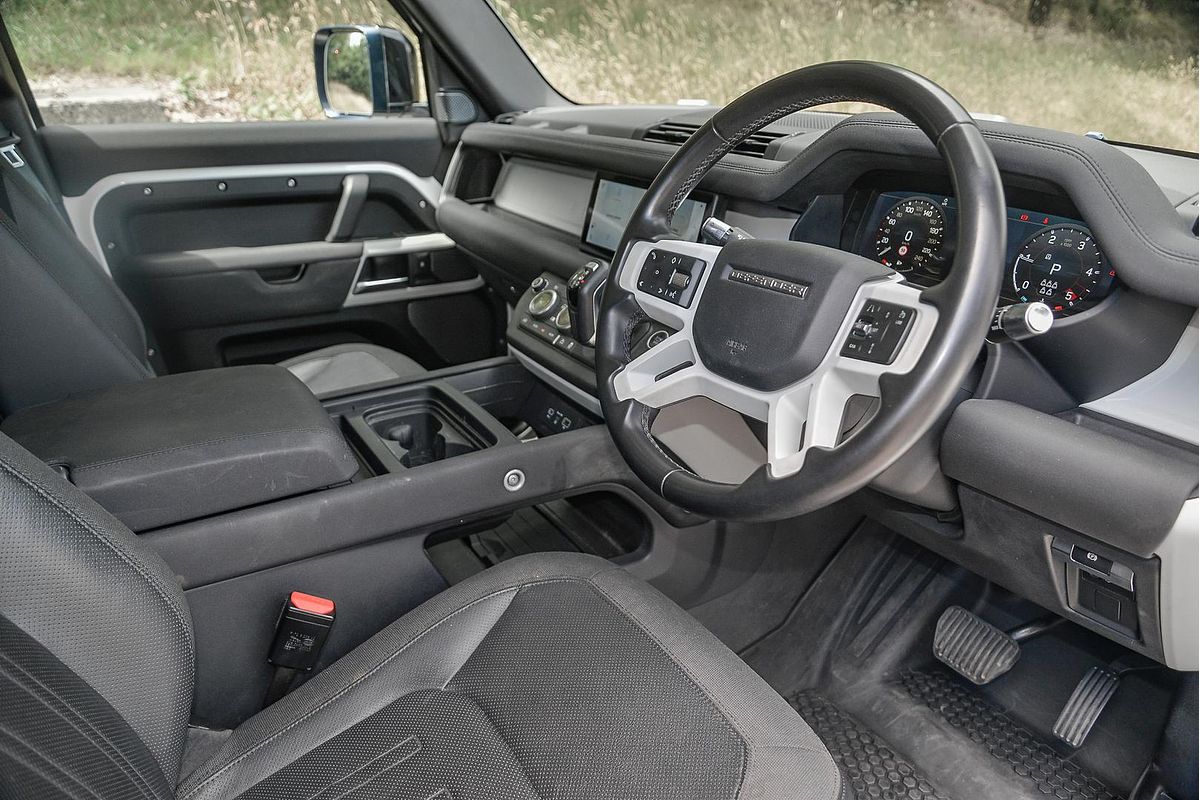 2020 Land Rover Defender 110 D240 SE L663