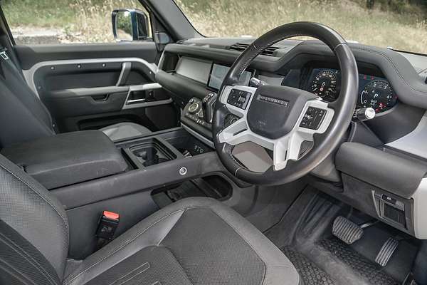 2020 Land Rover Defender 110 D240 SE L663