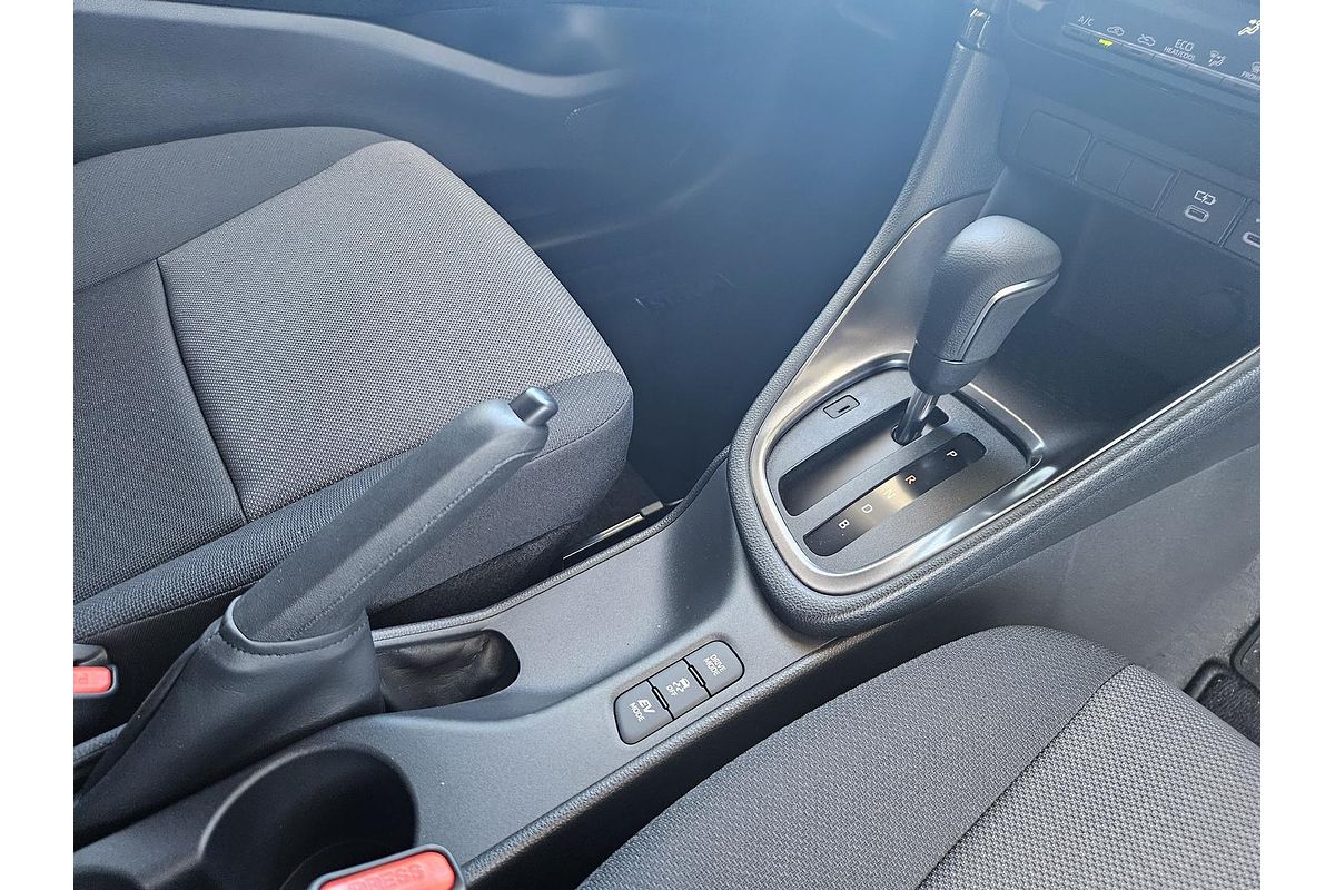2024 Toyota Yaris SX Hybrid MXPH10R