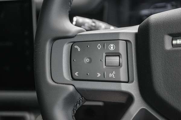 2024 Land Rover Defender 110 P400e X-Dynamic SE L663