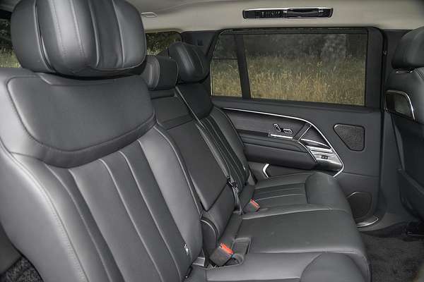 2024 Land Rover Range Rover P530 Autobiography L460 LWB