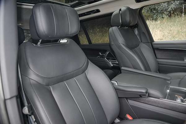 2024 Land Rover Range Rover P530 Autobiography L460 LWB