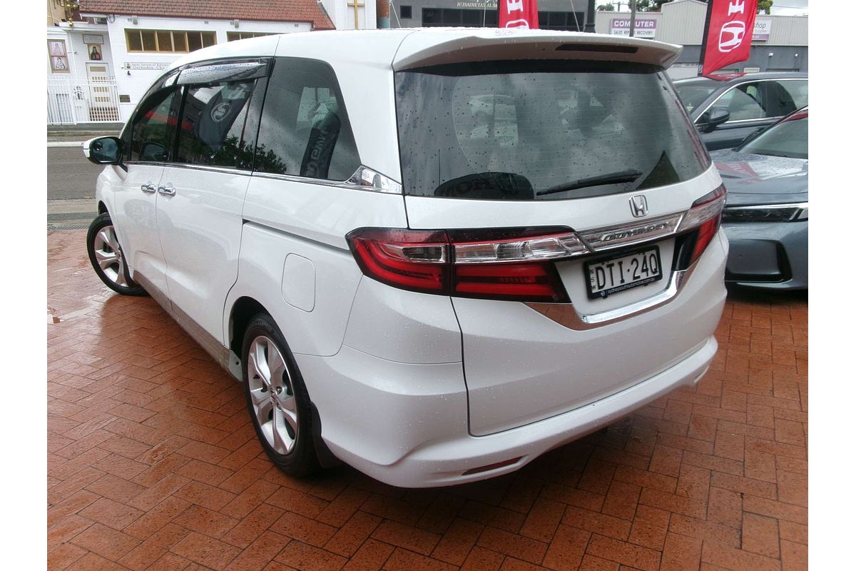 2017 Honda Odyssey VTi 5th Gen