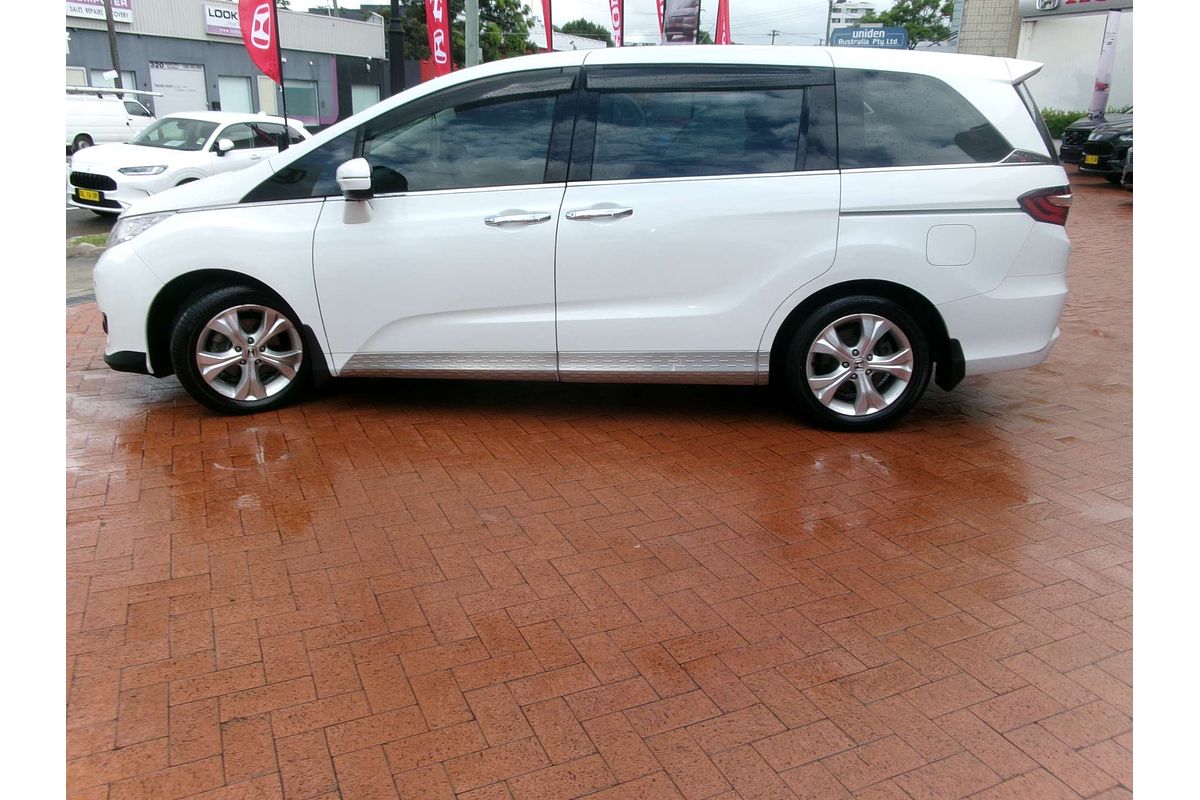 2017 Honda Odyssey VTi 5th Gen