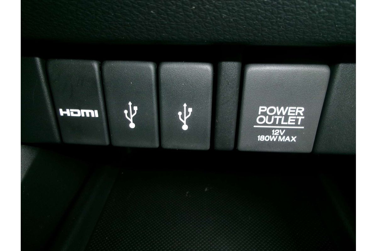 2017 Honda Odyssey VTi 5th Gen