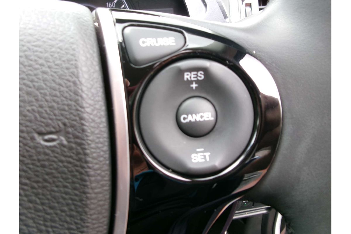 2017 Honda Odyssey VTi 5th Gen