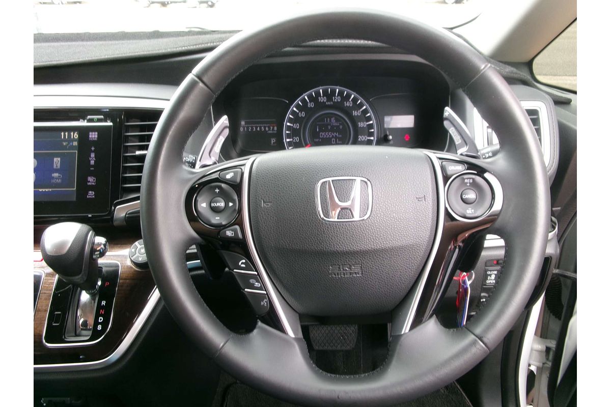 2017 Honda Odyssey VTi 5th Gen
