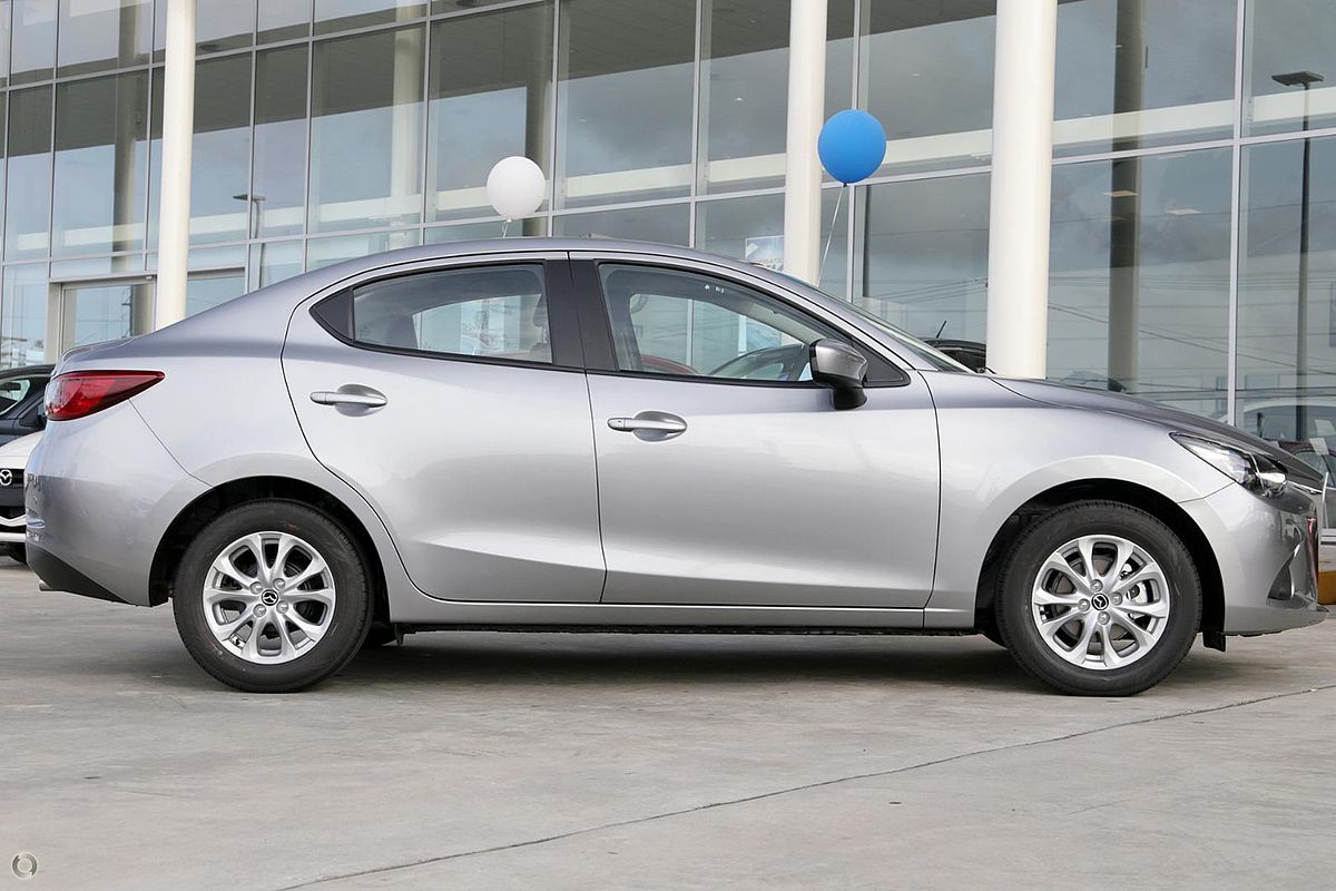 2017 Mazda 2 Maxx DL Series