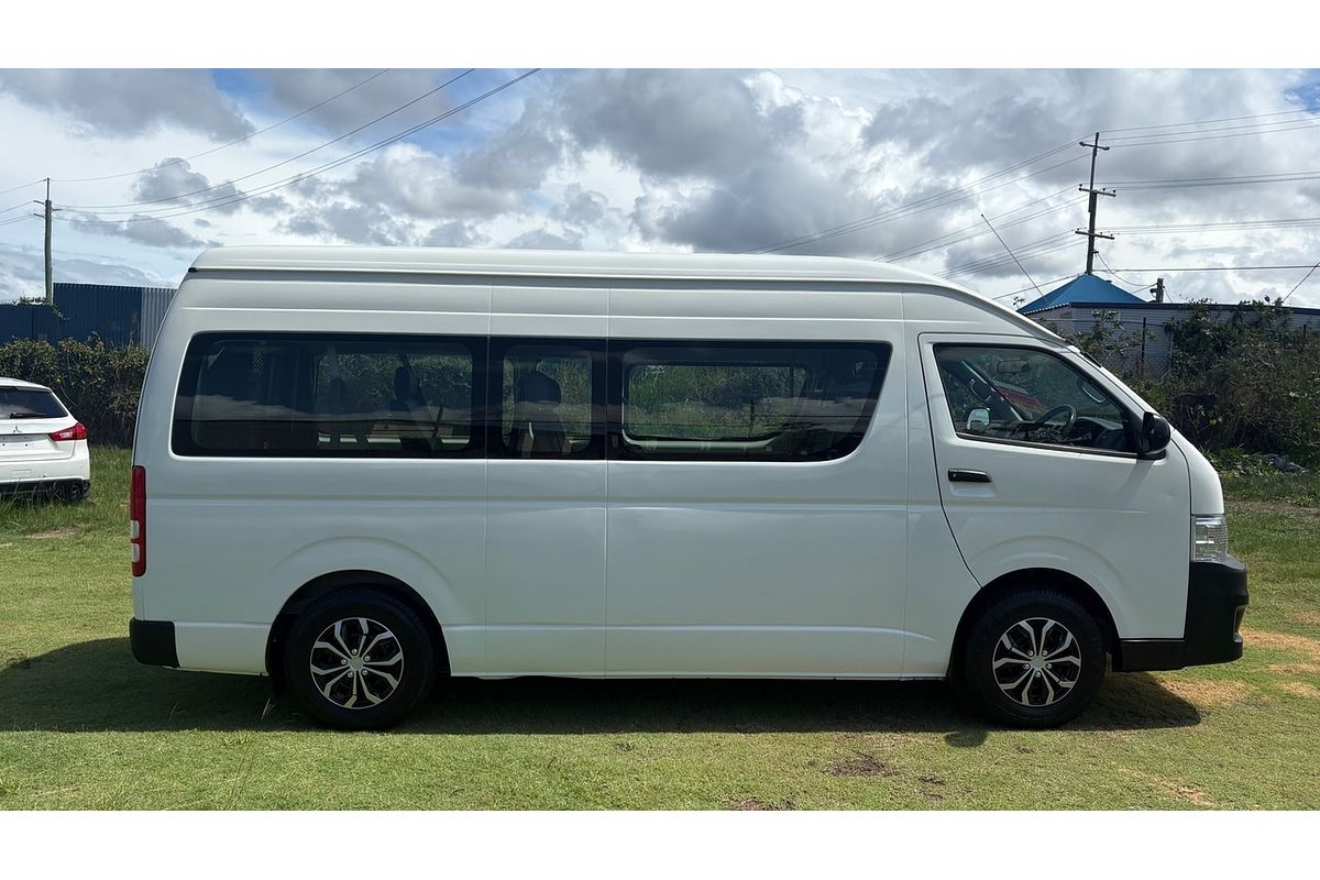 2011 Toyota HiAce Commuter TRH223R MY11 Upgrade