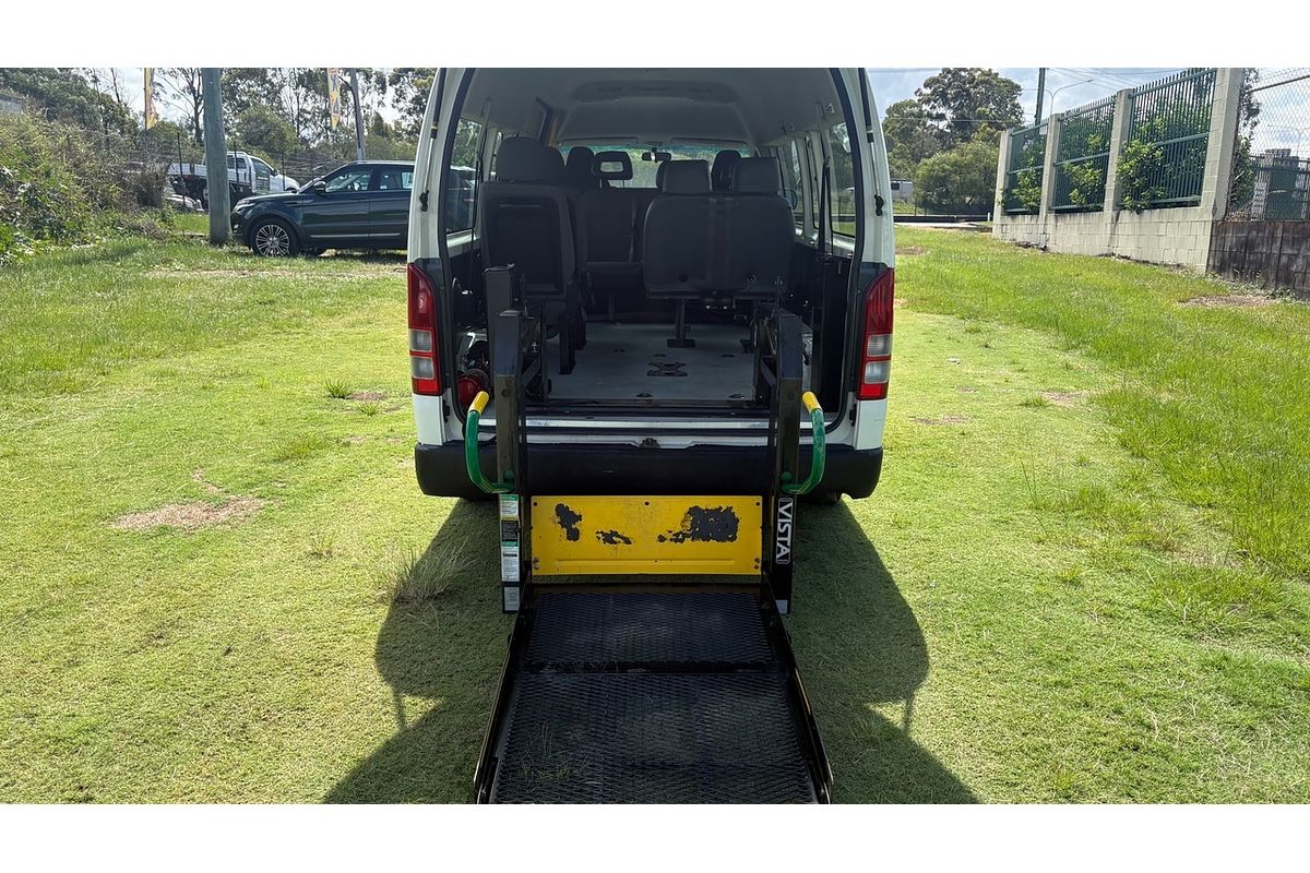 2011 Toyota HiAce Commuter TRH223R MY11 Upgrade