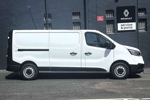 2024 Renault Trafic Pro X82 LWB