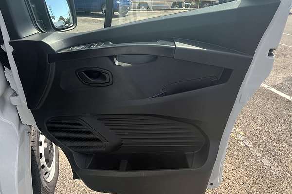 2024 Renault Trafic Pro X82 LWB