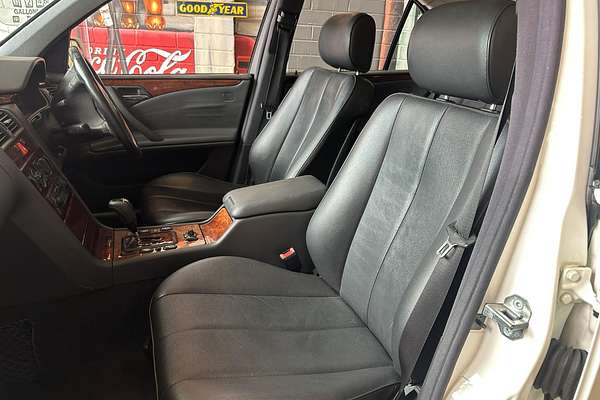 2002 Mercedes-Benz E-Class E200 Kompressor Elegance W210
