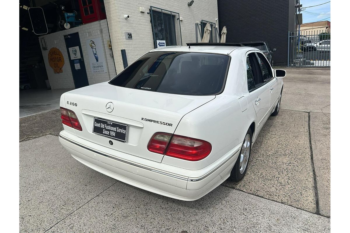 2002 Mercedes-Benz E-Class E200 Kompressor Elegance W210