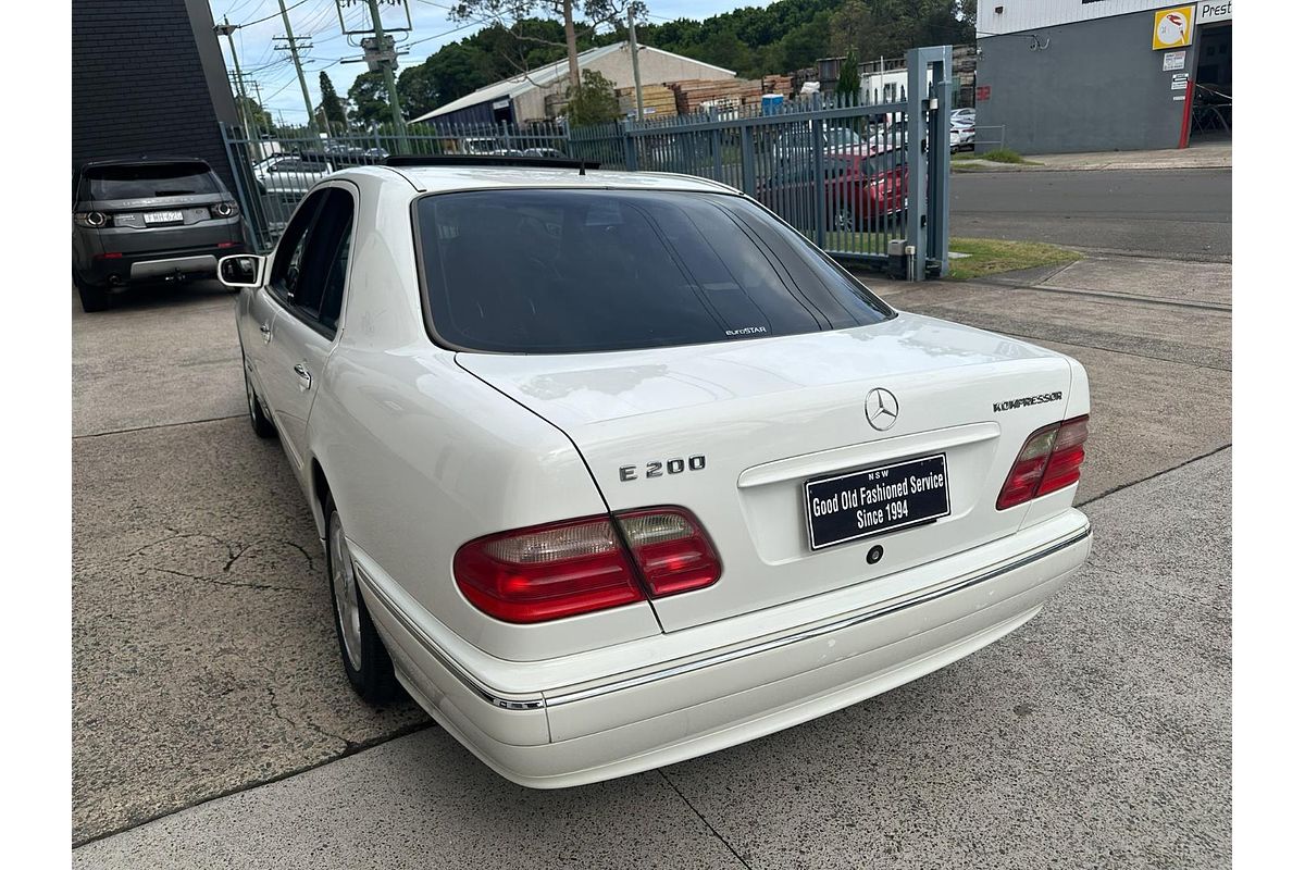 2002 Mercedes-Benz E-Class E200 Kompressor Elegance W210