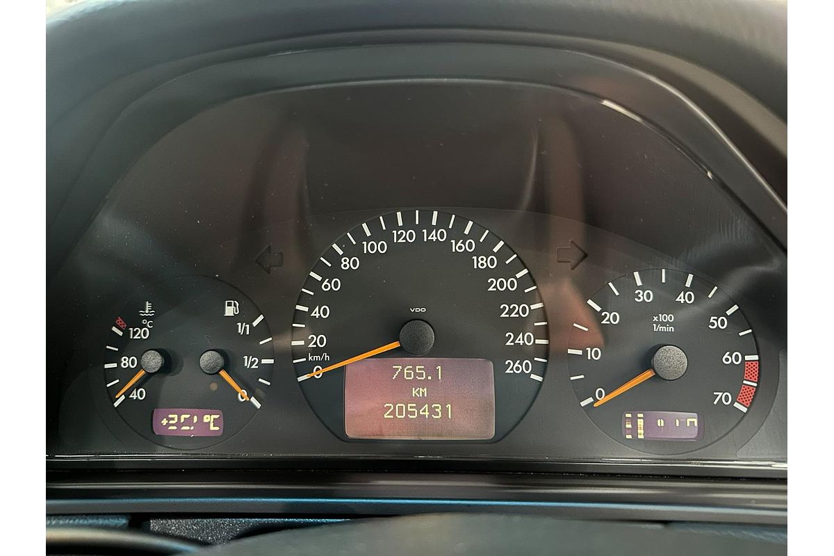 2002 Mercedes-Benz E-Class E200 Kompressor Elegance W210
