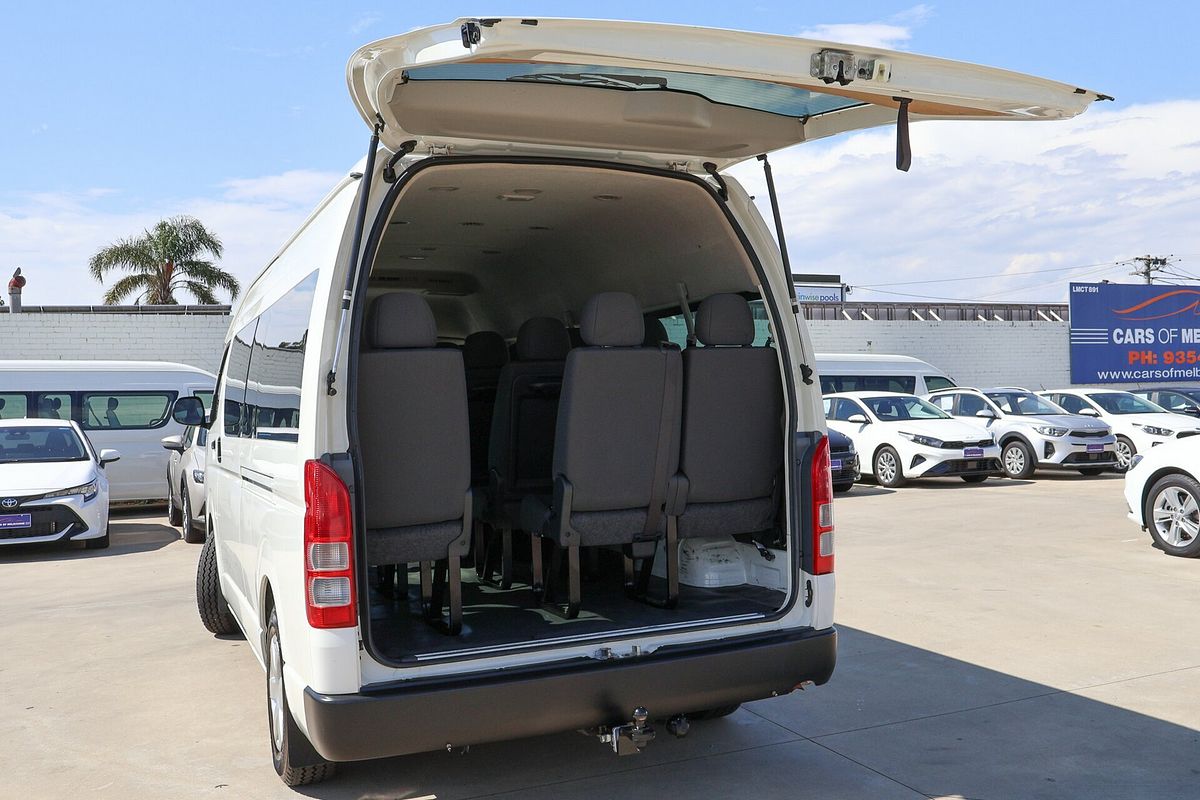 2017 Toyota Hiace Commuter KDH223R