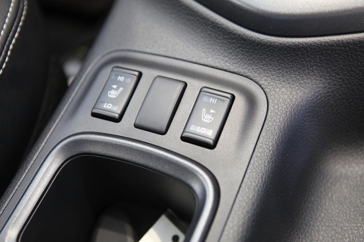 2024 Nissan Navara PRO-4X Warrior D23 4X4