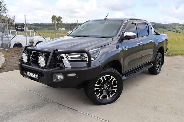 2020 Toyota Hilux SR5 GUN126R 4X4