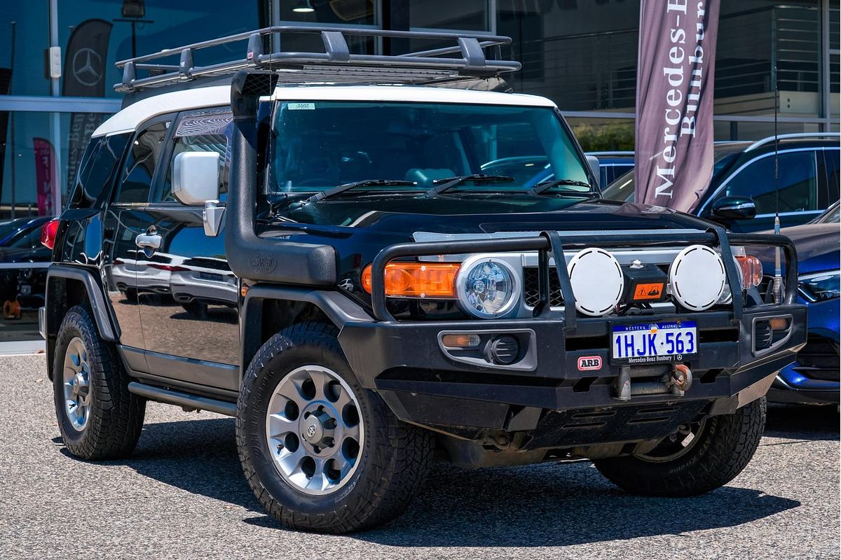 2012 Toyota FJ Cruiser GSJ15R