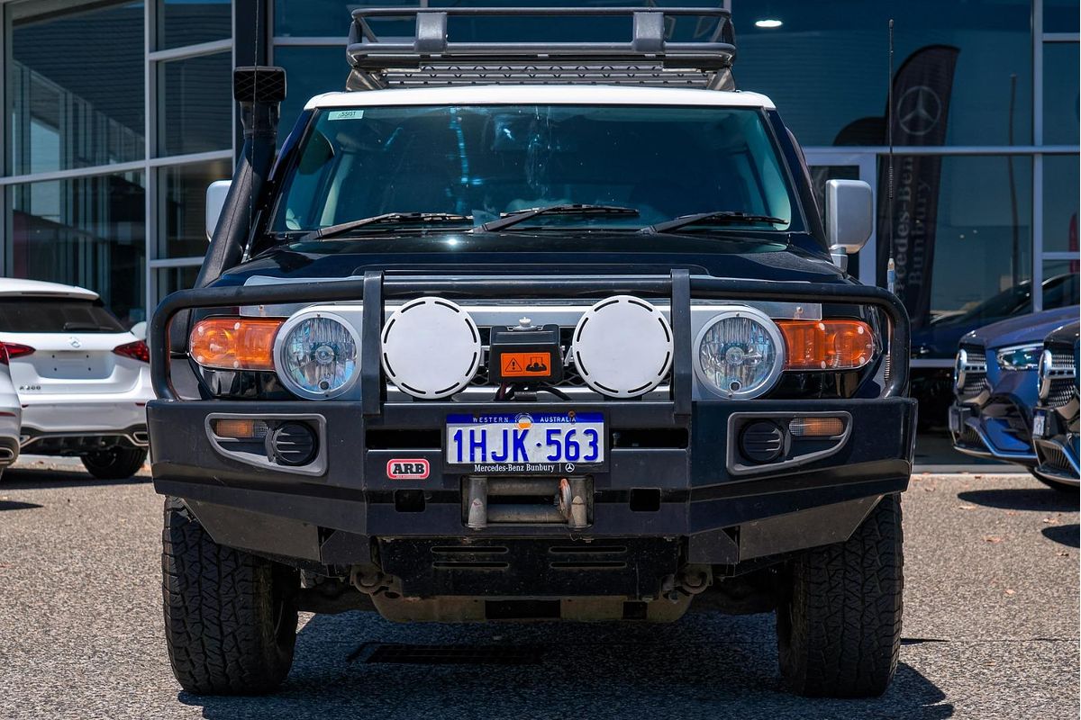 2012 Toyota FJ Cruiser GSJ15R