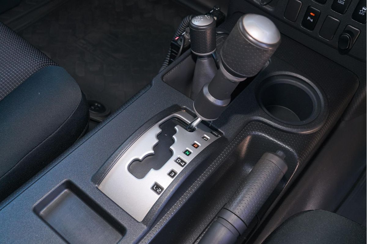 2012 Toyota FJ Cruiser GSJ15R