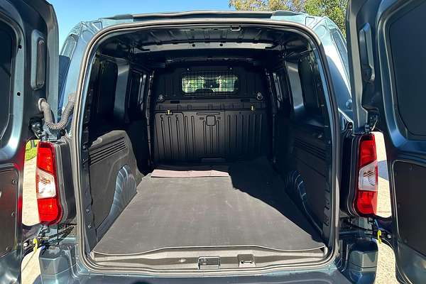 2024 Peugeot Partner Premium K9 LWB