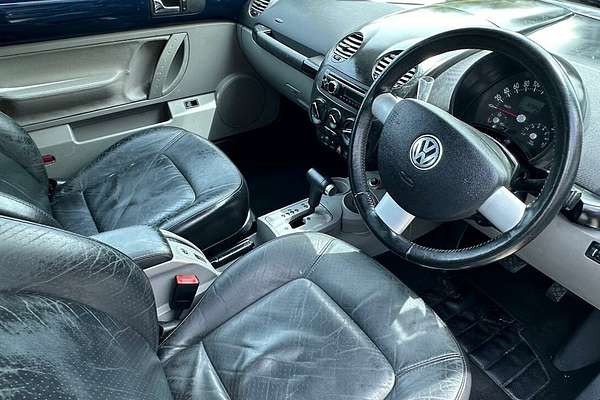 2003 Volkswagen Beetle 1Y