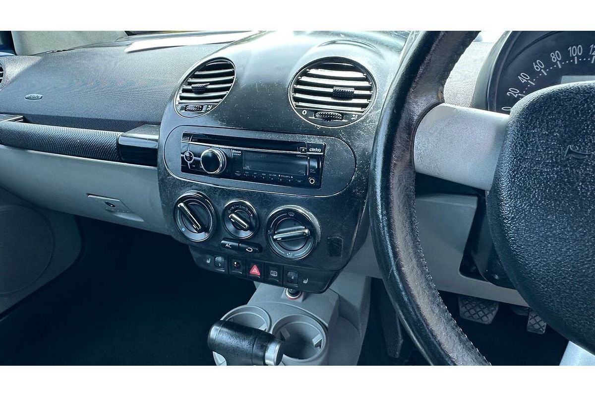 2003 Volkswagen Beetle 1Y