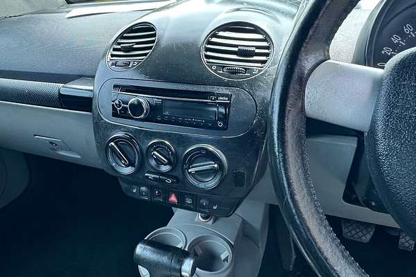 2003 Volkswagen Beetle 1Y