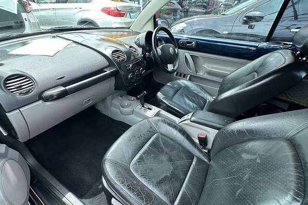 2003 Volkswagen Beetle 1Y