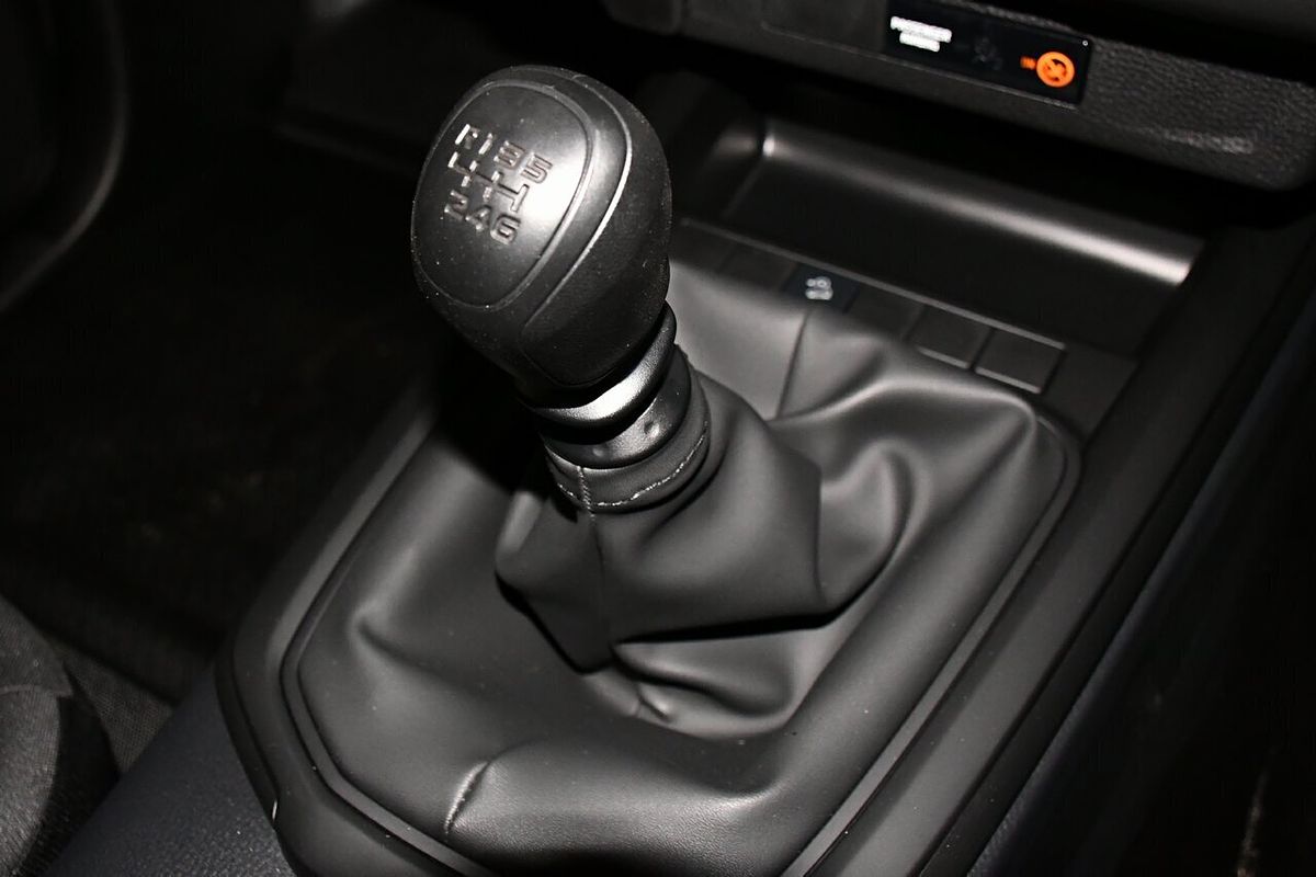 2024 Isuzu D-MAX SX High Ride Rear Wheel Drive