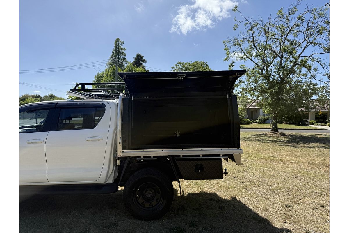 2023 Toyota Hilux SR GUN126R 4X4