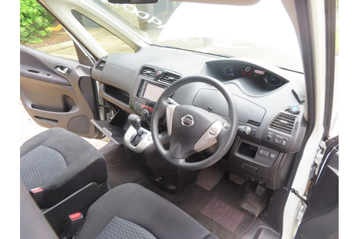 2014 Nissan SERENA C25 PEOPLE MOVER