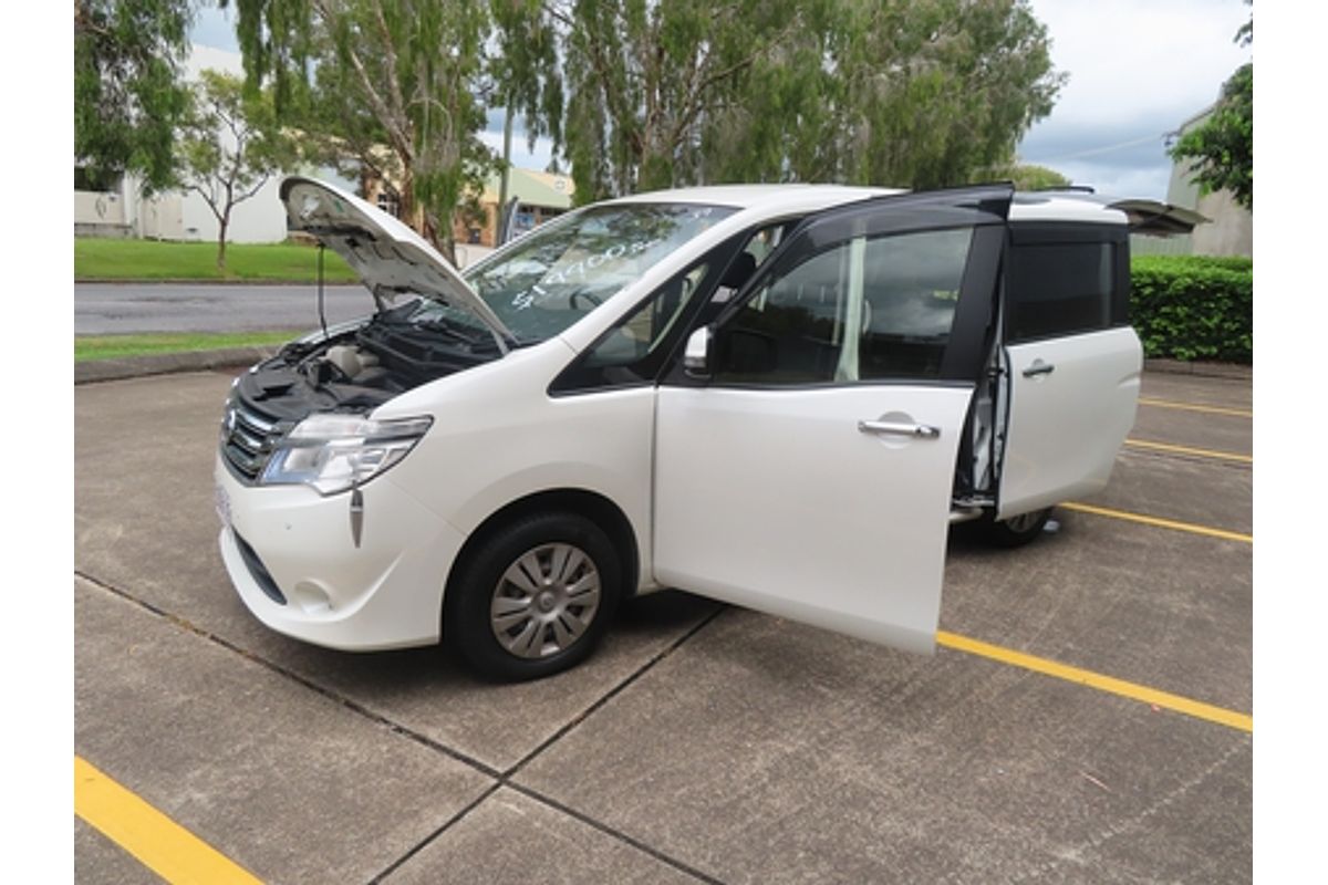 2014 Nissan SERENA C25 PEOPLE MOVER