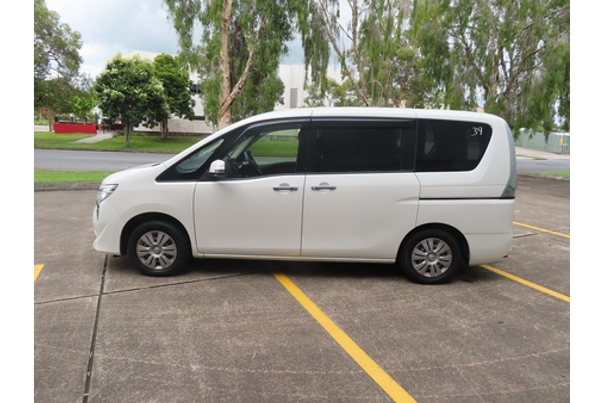 2014 Nissan SERENA C25 PEOPLE MOVER
