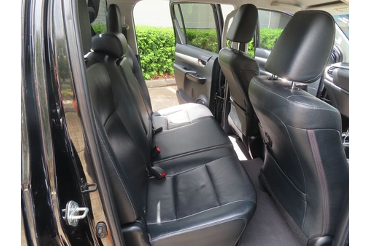 2017 Toyota Hilux SR5 GUN126R 4X4