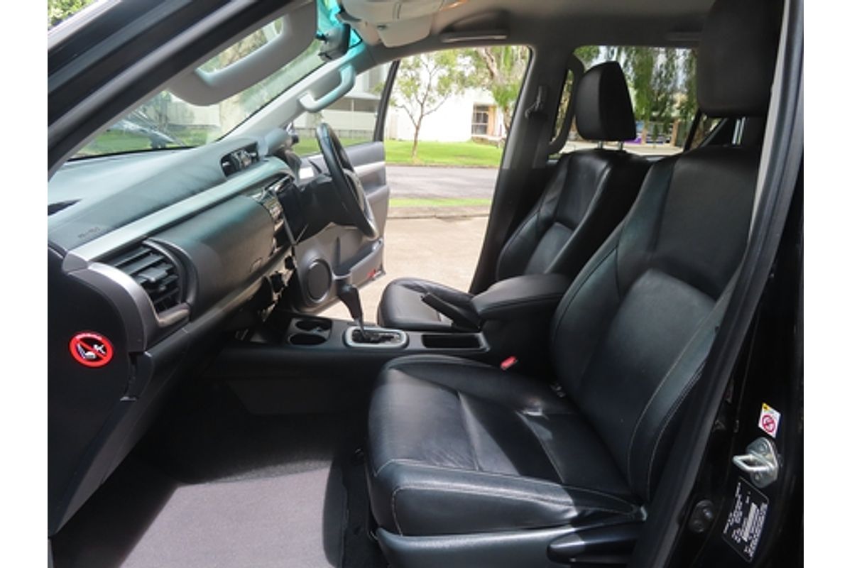 2017 Toyota Hilux SR5 GUN126R 4X4