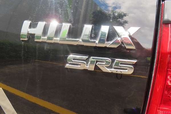 2017 Toyota Hilux SR5 GUN126R 4X4
